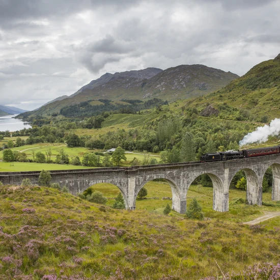 Jacobite Steam Train Glenfinnan Viaduct