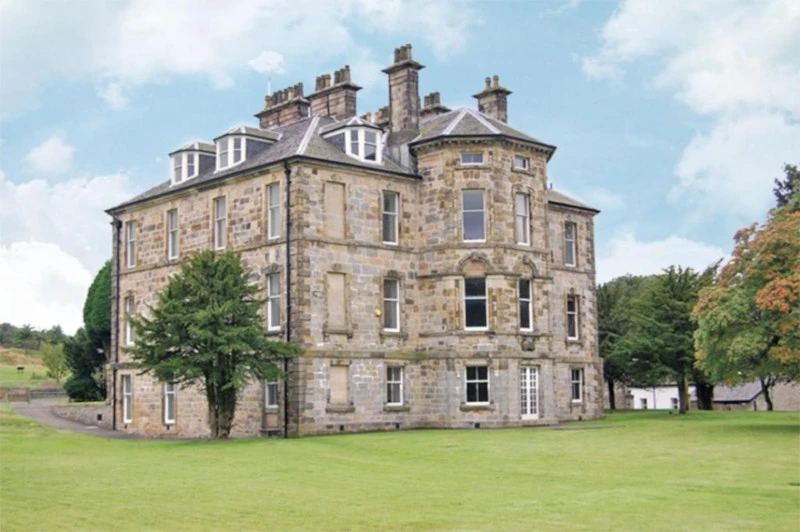 Cumbernauld A Short History Of This Scottish Town Rabbie s Award 